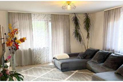 Wohngefühl wie im Haus - fast 190 m² & 5-Zimmer-Option - Enzklösterle