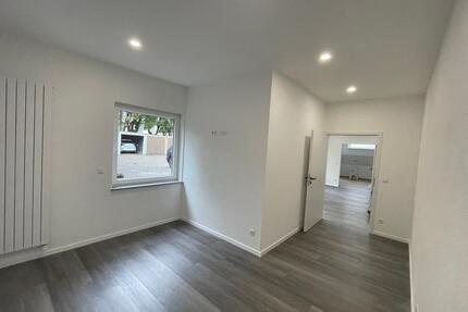 Kernsanierte helle barrierefreie 2 ZKB mit seperatem Eingang - Pirmasens Fehrbach