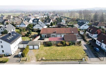 Investoren aufgepasst! Baugrundstück mit Altbestand und bereits konzipierter Bauplanung für zwei MFH - Detmold / Heidenoldendorf