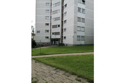 Dreizimmer Wohnung 75m2. - 130.000,00&nbsp;EUR Kaufpreis, ca.&nbsp; 75,00&nbsp;m&sup2; in Tuttlingen (PLZ: 78532)