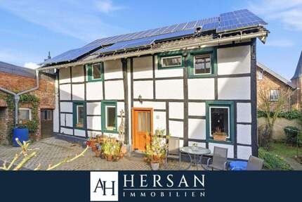 Charakteristisches Fachwerkhaus mit sonnenverwöhntem Grundstück in Jülich! - Jülich / Güsten