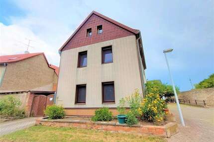 Haus zum Kaufen in Wallhausen b Sangerhausen 99.000,00 € 85.38 m²