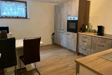 Attraktive 2-Zimmer-Souterrain Wohnung in Ahlten - Hannover