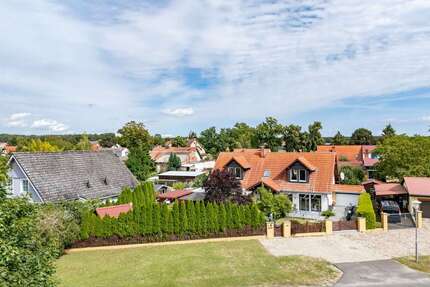 Haus zum Kaufen in Kremmen OT Sommerfeld 650.000,00 € 201 m²