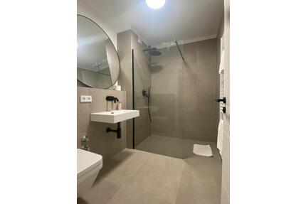 Köln-Lindenthal I Kernsaniert I 3ZKDB I 94