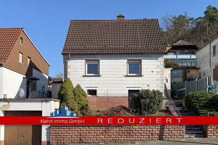 Seltene Chance in Otterbach – Freistehendes Wohnhaus mit großem Ausbaupotenzial & Sanierungsbedarf