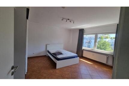 v. Privat: ETW zu verkaufen Frankf.- Niederrad, 70 qm, 3 Zimmer - Frankfurt am Main