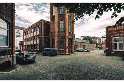 Büro in Aachen 150,00 € 4 m² - 150,00&nbsp;EUR Kaltmiete, ca.&nbsp; 4,00&nbsp;m&sup2; in Aachen (PLZ: 52070)