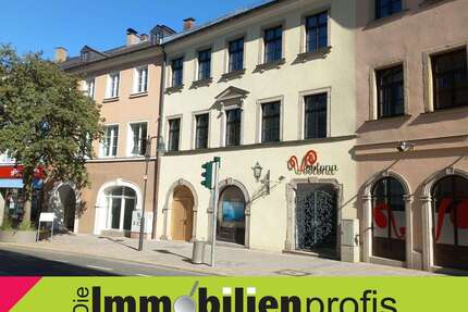 Wohnung zum Mieten in Hof 1.056,00 € 96 m²