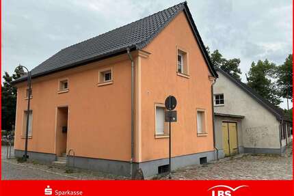 Haus zum Kaufen in Senftenberg 120.000,00 € 200 m²