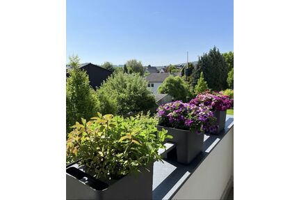 Provisionsfrei* 3-Raumwohnung mit Südbalkon und EBK in bester Lage - Wehrheim