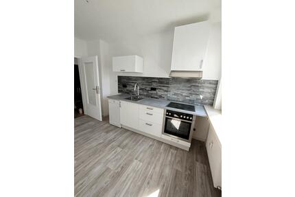3-Zimmer-Wohnung, Küche, DuscheWC - Ebersdorf bei Coburg