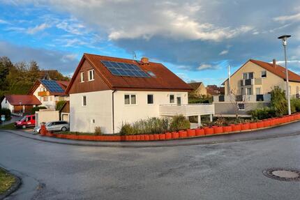 2 Zimmer Dachgeschosswohnung - 650,00&nbsp;EUR Kaltmiete, ca.&nbsp; 62,00&nbsp;m&sup2; in Ulm (PLZ: 89077) Söflingen
