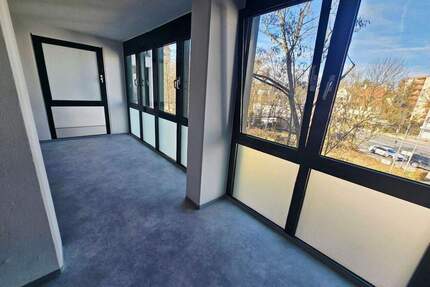 Tolle 2 Zimmer Wohnung mit Wintergarten im Nürnberger Westen