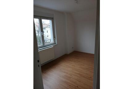 Geräumige 4-Zimmer-Wohnung im Grünen - Jüterbog