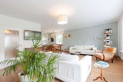 Haus zum Kaufen in Frankfurt am Main 1.050.000,00 € 160.08 m²