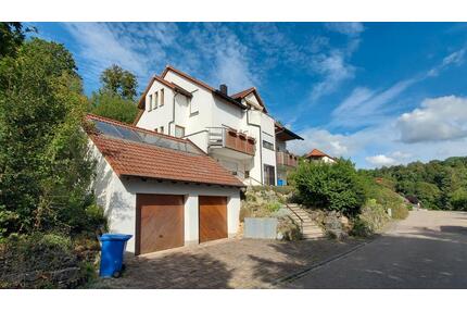 Haus in Creglingen mit ELW und Doppelgarage, Baujahr 1995