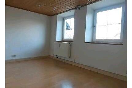 4- Zimmer Wohnung mit Garage zu vermieten in GarchingAlz - Garching an der Alz