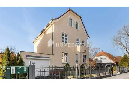 Wertbeständiges Mehrfamilienhaus mit drei vermieteten Wohneinheiten auf großzügigem Grundstück - Berlin Mahlsdorf