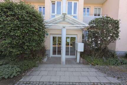 Wohnung zum Kaufen in Wartenberg 340.000,00 € 61.18 m²