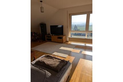 Schöne, helle 3-Zimmer-Wohnung, Dachgeschoss, Delligsen, Top