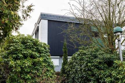 Haus zum Kaufen in Delmenhorst 337.000,00 € 169 m²