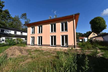 Haus zum Mieten in Eggersdorf 2.080,00 € 100 m²