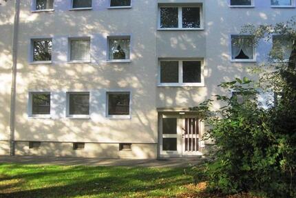 Frisch renovierte 3-Zimmer-Wohnung mit Balkon* - Duisburg Ruhrort