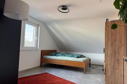 Großzügige 2 Zimmer Wohnung mit Küche kernsaniert in Gütersloh