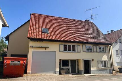 Ehemaliges Bauernhaus mit individuellen Nutzungsmöglichkeiten - Zimmern unter der Burg