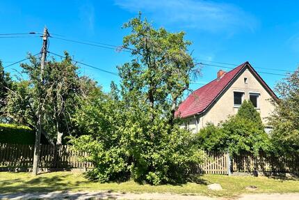 Einfamilienhaus mit Garage,Carport und Scheune - Joachimsthal