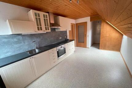 Dachwohnung - 505,00&nbsp;EUR Kaltmiete, ca.&nbsp; 42,00&nbsp;m&sup2; in Wiesentheid (PLZ: 97353)