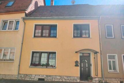 Reihenmittelhaus - 90.000,00&nbsp;EUR Kaufpreis, ca.&nbsp; 109,00&nbsp;m&sup2; in Herbsleben (PLZ: 99955)
