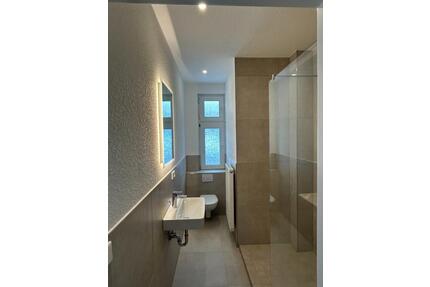 Erstbezug nach Modernisierung: 3-Zimmer-Whg. im 1.OG–Sonnenhügel - Osnabrück Dodesheide