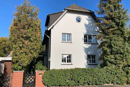 Haus zum Mieten in Hofheim 2.600,00 € 164.34 m²