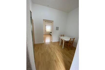 Helle, möblierte Wohnung - 620,00&nbsp;EUR Kaltmiete, ca.&nbsp; 33,00&nbsp;m&sup2; in Düsseldorf (PLZ: 40597) Stadtbezirk 9