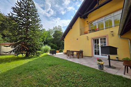 3 Generationenhaus in Fr - 449.000,00&nbsp;EUR Kaufpreis, ca.&nbsp; 320,00&nbsp;m&sup2; in Überherrn (PLZ: 66802)