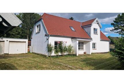 Provisionsfrei Haus vollsanierungsfähiges oder Grundstück - Stockelsdorf