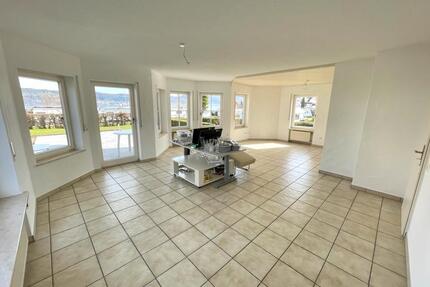 4,5 Zimmer Wohnung mit Seeblick - Riesige Terrasse + Garten - Bodman-Ludwigshafen