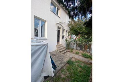 Reihenmittelhaus in Bietigheim mit Garten - Bietigheim-Bissingen