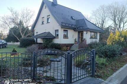 Geräumiges Einfamilienhaus mit Balkon und Terrasse in Uhyst - Boxberg