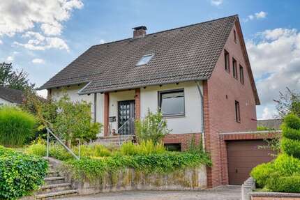 Haus zum Kaufen in Alfeld (Leine) Föhrste 219.000,00 € 115 m² - Alfeld (Leine) / Föhrste