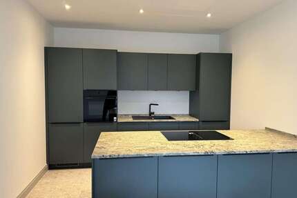 Haus zum Mieten in Hamburg 2.999,00 € 140 m²