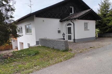 Einfamilienhaus in ruhiger Lage mit grossen Garten - Falkenberg