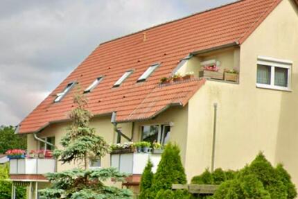 Helle 2-Zi-Wohnung mit Balkon, Küche & Garage sofort zu vermieten - Ueckermünde