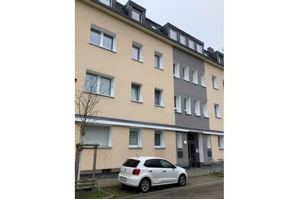 Komplett renovierte 2-Zimmer-Wohnung mit Balkon! - Essen Stadtbezirk III