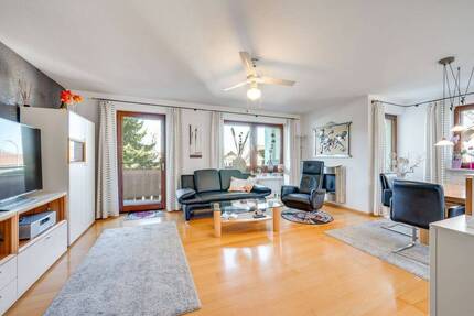 AIGNER - Helle 3-Zimmer-Wohnung mit Westbalkon in ruhiger Lage - Herrsching a. Ammersee Breitbrunn