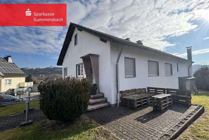 Haus zum Kaufen in Bergneustadt 349.000,00 € 117 m²