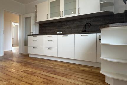 Erstbezug: Helle ruhige 3-R-Wohnung mit EBK direkt am Augustabad - Neubrandenburg