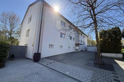 GEPFLEGTE 3-ZIMMERWOHNUNG MIT SÜDBALKON (IDEAL FÜR 2 BIS 3 PERSONEN) - Heilbronn Frankenbach